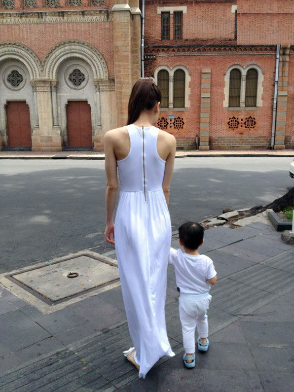 Nh&igrave;n lại h&agrave;nh tr&igrave;nh xuất hiện 