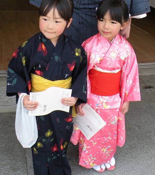 Học cách mẹ Nhật dạy con về ngày Tết truyền thống 4