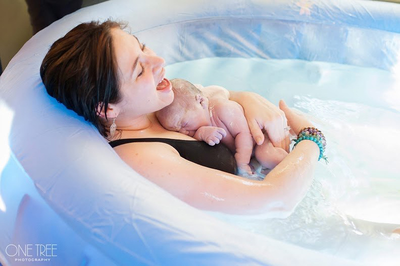 Khoảnh khắc sinh con 19 Khoảnh khắc sinh con 19