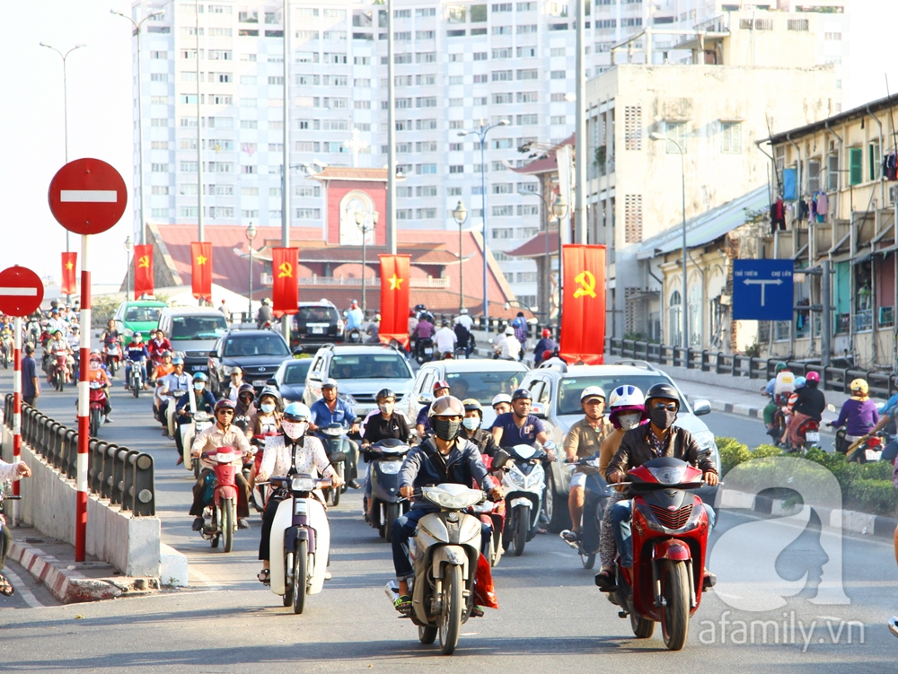 Sự khác biệt giữa giao thông ở Hà Nội và Sài Gòn qua những bức ảnh 6