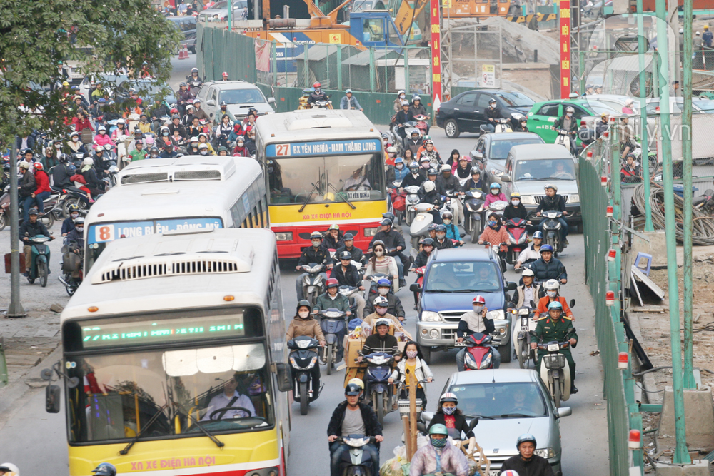 Sự khác biệt giữa giao thông ở Hà Nội và Sài Gòn qua những bức ảnh 7