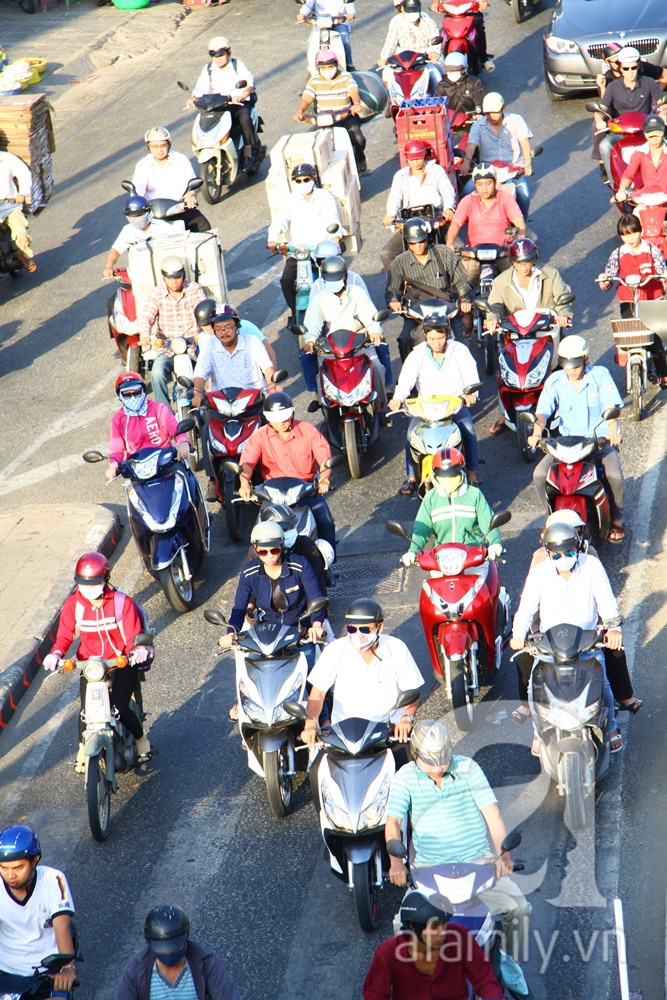 Sự khác biệt giữa giao thông ở Hà Nội và Sài Gòn qua những bức ảnh 14