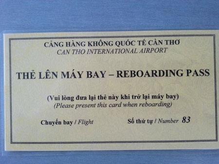 Máy bay từ Hà Nội vào TP.HCM phải hạ cánh ở Cần Thơ 2