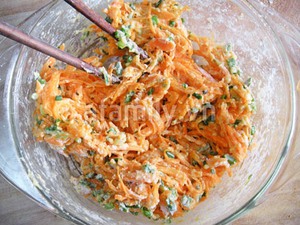 Bánh cà rốt chiên nóng hổi hấp dẫn 6
