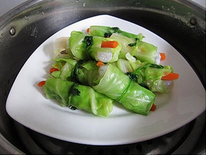 Bắp cải cuộn t&ocirc;m ngon miệng đẹp mắt 7