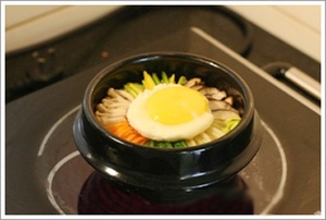 Tự làm cơm trộn Hàn Quốc cực đơn giản 10