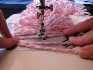 Thêm một cách làm khăn len không cần đan 4