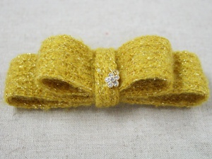 Tự l&agrave;m nơ ruy-băng len ấp &aacute;p ng&agrave;y đ&ocirc;ng gi&aacute; 4