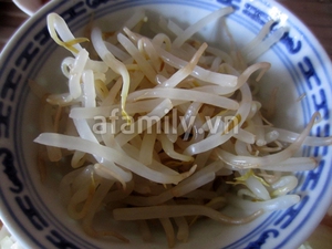Thịt băm x&agrave;o đậu - giản dị m&agrave; ngon 4