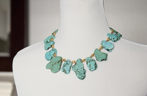 L&agrave;m d&acirc;y chuyền đ&aacute; Turquoise nổi bật c&aacute; t&iacute;nh 6