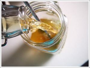 Chua chua thơm thơm món trà quất mật ong 8