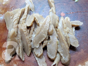 Tết Nguy&ecirc;n Ti&ecirc;u ăn hủ tiếu chay thật ngon! 7
