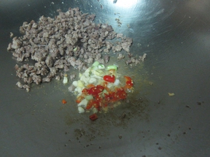 Củ cải xào thịt băm giản dị ngon cơm 6