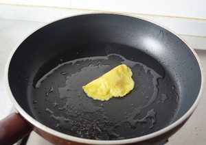 Thanh nhẹ canh cải thìa nấu tôm trứng 6
