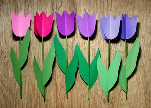 3 bước đơn giản làm hoa tulip giấy rực rỡ 8