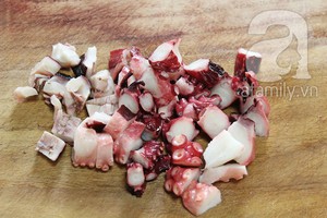 Salad bạch tuộc gi&ograve;n ngon lạ miệng 5