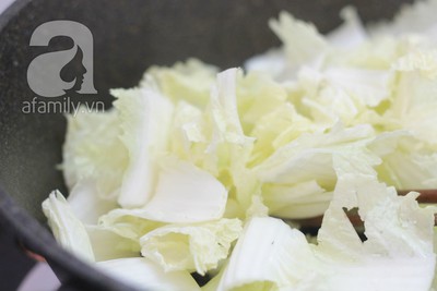 B&ograve; x&agrave;o cải thảo ngọt gi&ograve;n ngon cơm 10