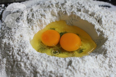 Bữa sáng ngon với bánh mỳ trứng cút xúc xích 6