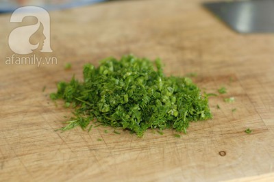 Đổi m&oacute;n với c&aacute; chi&ecirc;n gi&ograve;n cho cơm tối thật ngon 8