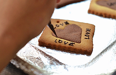 Bánh quy trái tim cho Valentine thêm ngọt ngào 16