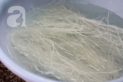 B&uacute;n tơ hồng cho bữa s&aacute;ng l&atilde;ng mạn m&agrave; ngon 8