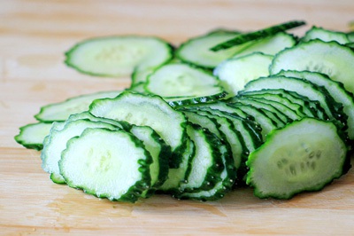Salad dưa chuột chua gi&ograve;n kh&oacute; chối từ 4