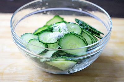 Salad dưa chuột chua gi&ograve;n kh&oacute; chối từ 6