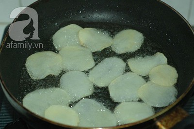Tự làm bim bim khoai tây giòn tan cực đơn giản! 13