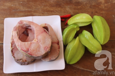 Cơm tối đậm đ&agrave; với c&aacute; kho khế d&acirc;n d&atilde; 3