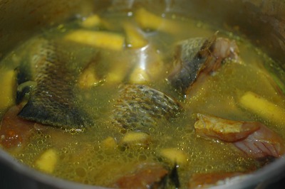 Dân dã thân thương món canh cá nấu chuối đậu 14
