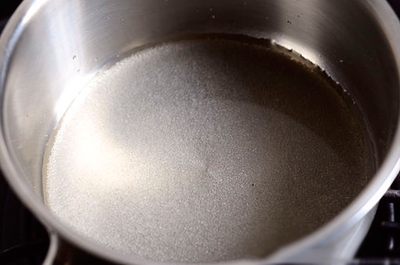 C&aacute;ch l&agrave;m b&aacute;nh flan nhanh gọn m&agrave; thơm ngon 5