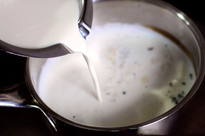 C&aacute;ch l&agrave;m b&aacute;nh flan nhanh gọn m&agrave; thơm ngon 13