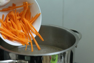 Thực đơn 82,000đ ngon miệng cho ng&agrave;y ch&aacute;n cơm 8