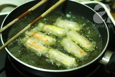 M&oacute;n ngon cuối tuần: Chả gi&ograve; ph&ocirc; mai 16