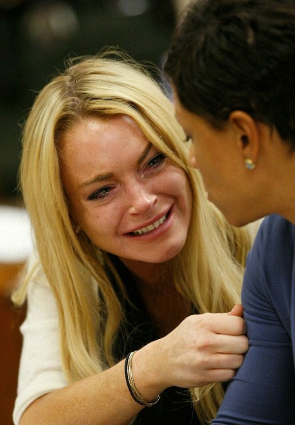 Sợ vào biệt giam Lindsay Lohan quyết tâm làm lại cuộc đời 1
