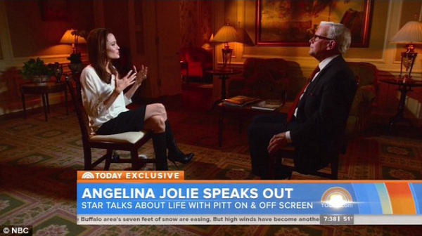 Angelina Jolie lên tiếng sau nghi vấn cãi nhau với Brad Pitt 4
