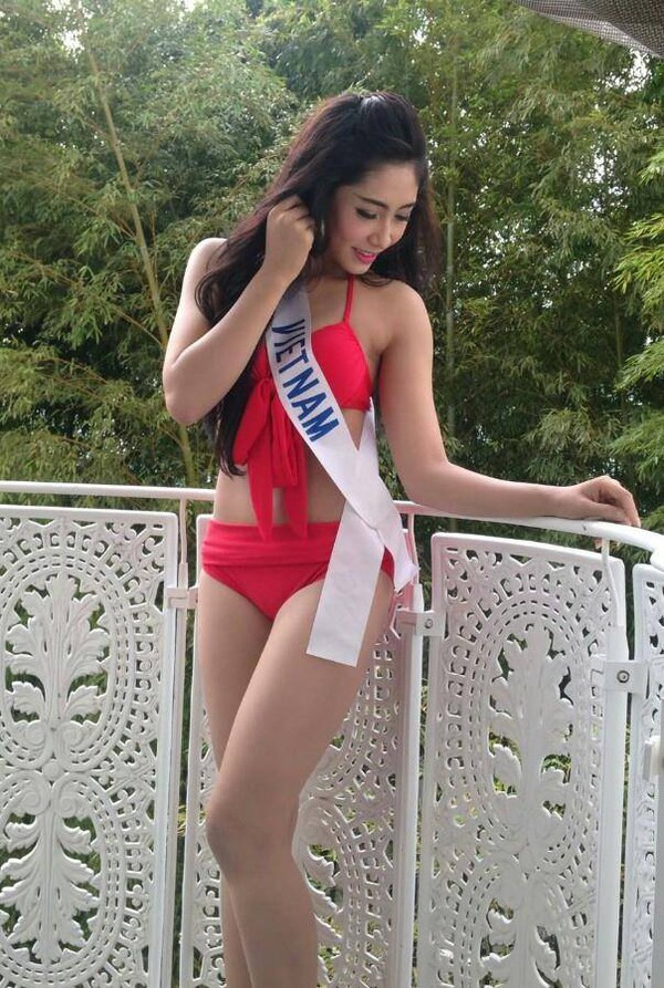 Hoa hậu Quốc tế 2014 khoe dáng gợi cảm với trang phục áo tắm 1