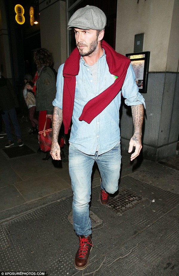 Bắt gặp gia đình Beckham đi ăn tối ở London 1