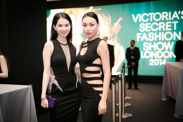 Ngọc Trinh khoe ngồi ghế VIP xem Victoria's Secret 4