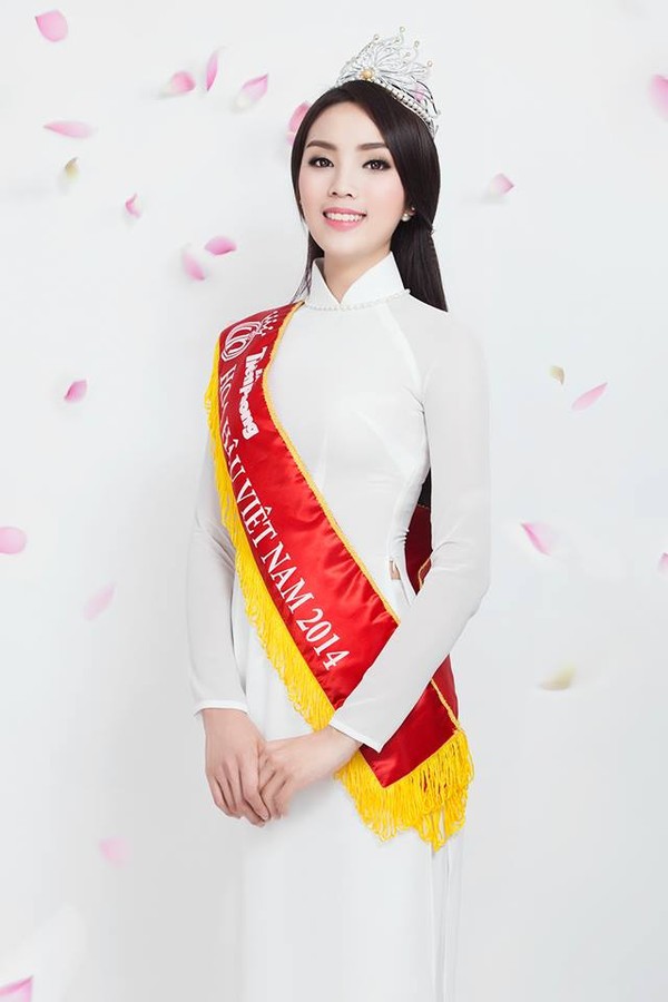 Tân Hoa hậu Việt Nam 2014 được các 