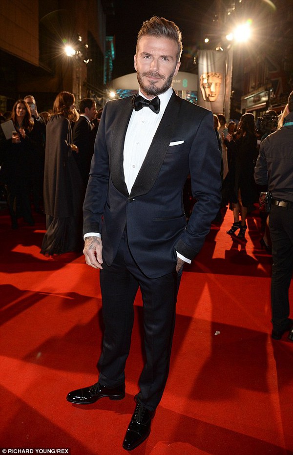 David Beckham gây xôn xao trên thảm đỏ BAFTA 2015 4