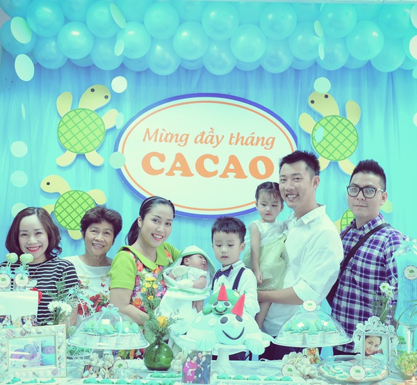 Ốc Thanh Vân tổ chức tiệc đầy tháng con trai thứ 3 1