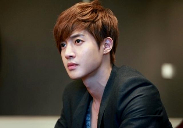 Kim Hyun Joong nghi ngờ bạn gái cũ có thai với người khác 2