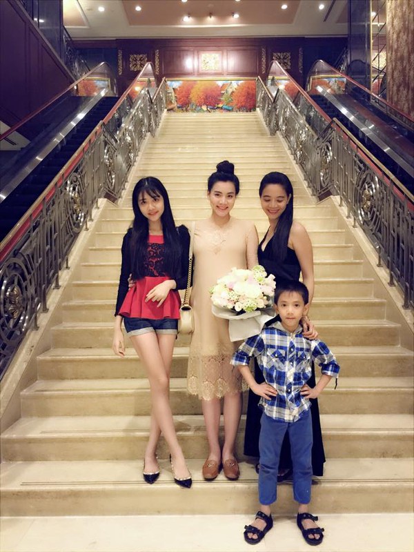 Trang Nhung tổ chức sinh nhật trước khi sinh nở  3