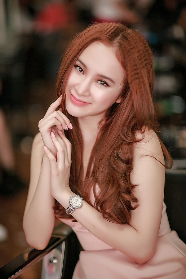 Angela Phương Trinh