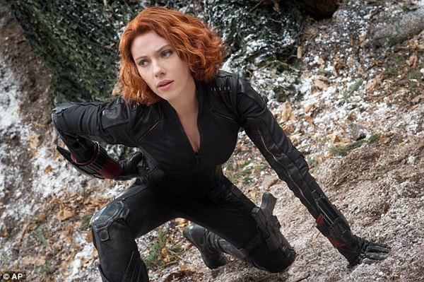 Scarlett Johansson trong Avengers