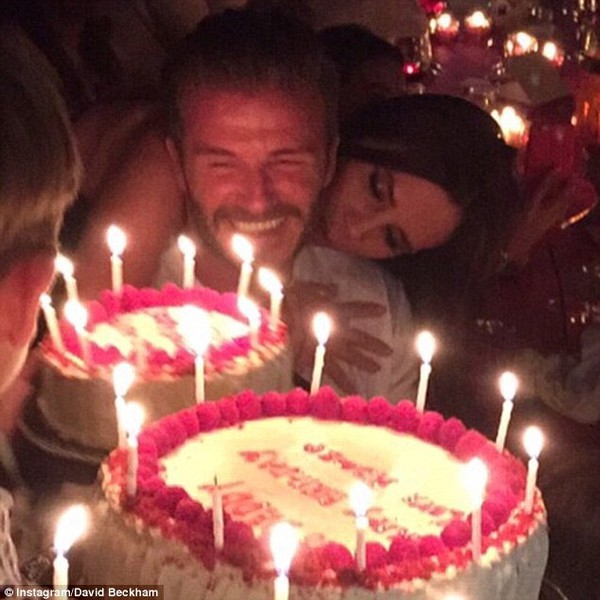 Harper Beckham bánh sinh nhật