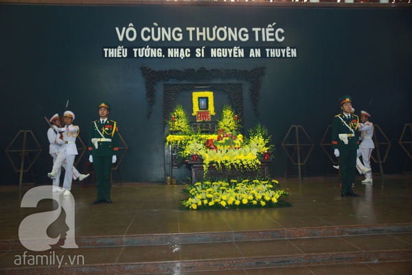 Tang lễ nhạc sĩ An Thuyên