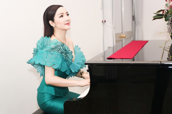 Giáng My gợi cảm Giáng My gợi cảm