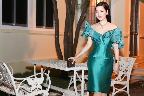 Giáng My gợi cảm Giáng My gợi cảm